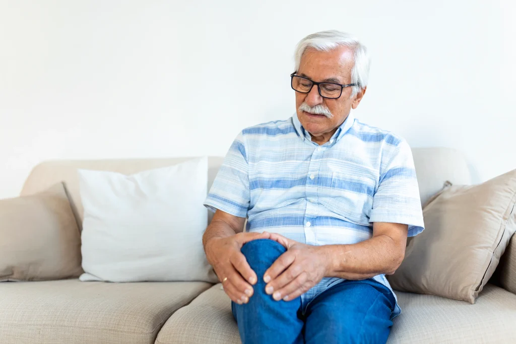 knee-pain-elderly